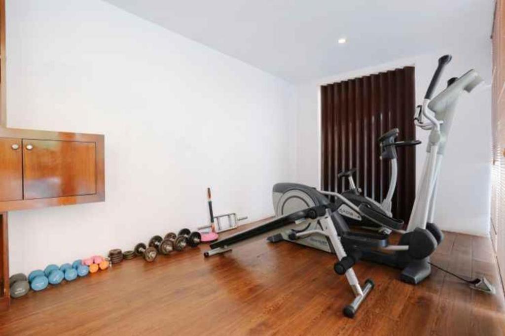 Favor Hotel Makassar City Center By Life Exterior photo